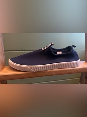Lands’ End Men’s Water Shoes Navy Size 12D Slip-On Aqua Beach Pool NWOT